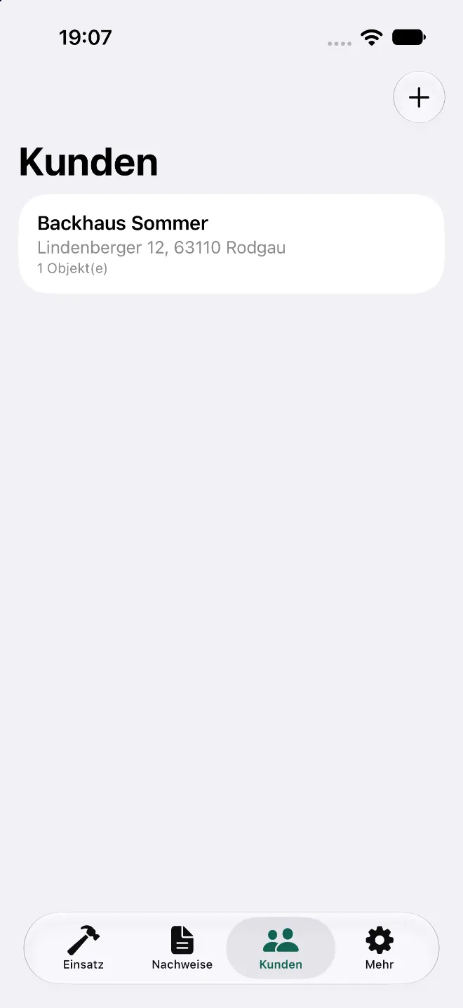 Kundenliste der App mit Suchfeld und einem Beispielkunden